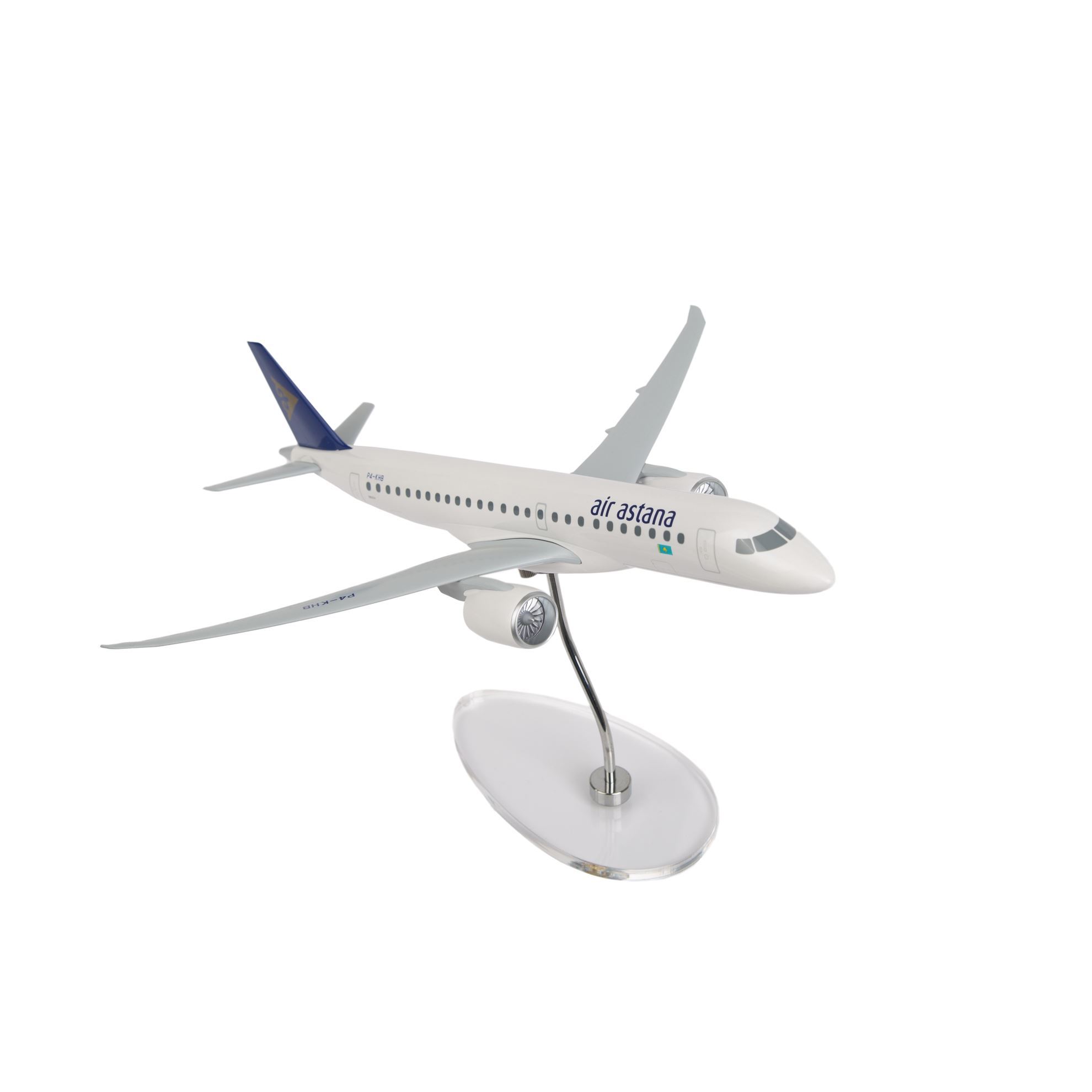 Изображение Модель самолёта Embraer 190-E2 ( 1:100)